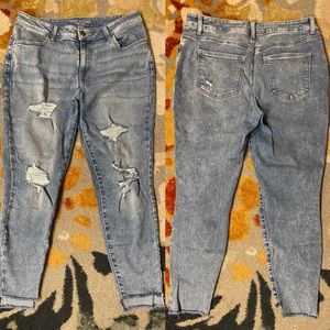 Maurices distressed skinny jeans